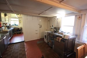 Photo 43- click for photo gallery